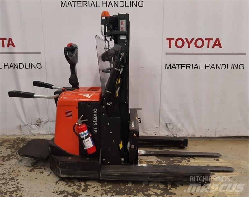 BT SPE120XR 行走控制式堆積機