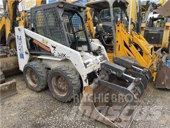Bobcat 753 小型裝載機