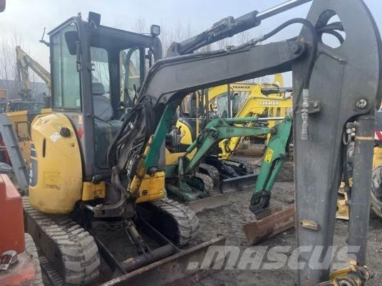 Komatsu PC26MR-3 小型挖土機/掘鑿機<7t(小型挖掘機)