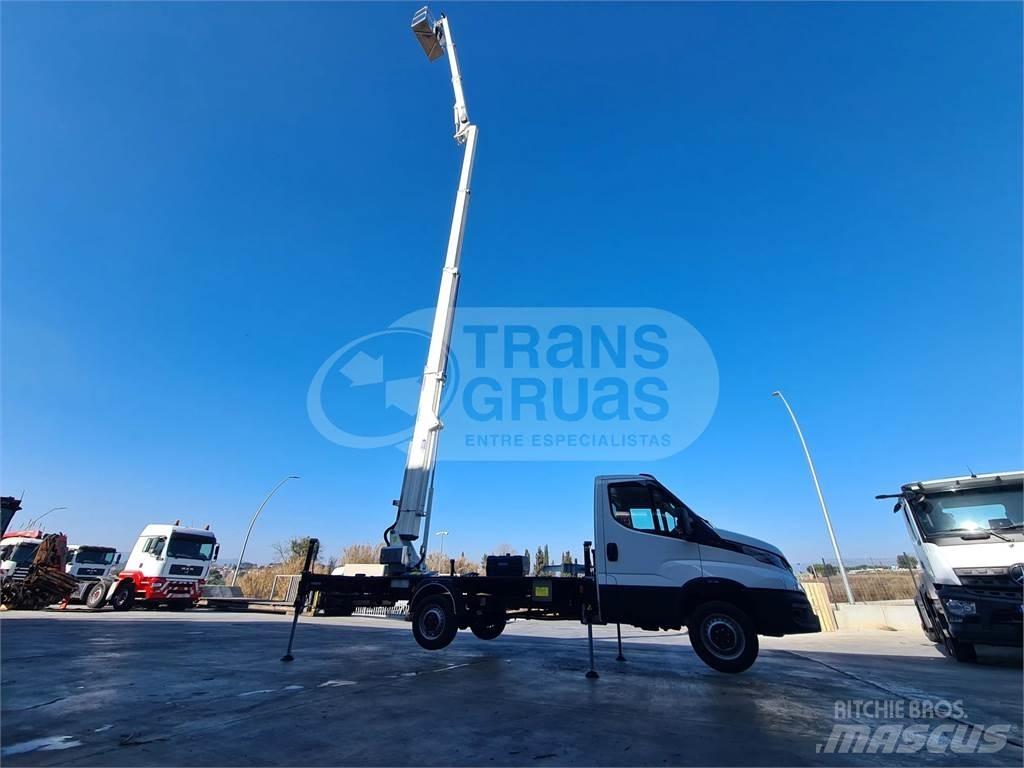 Cela DT Truck 25 卡車裝載高空作業車