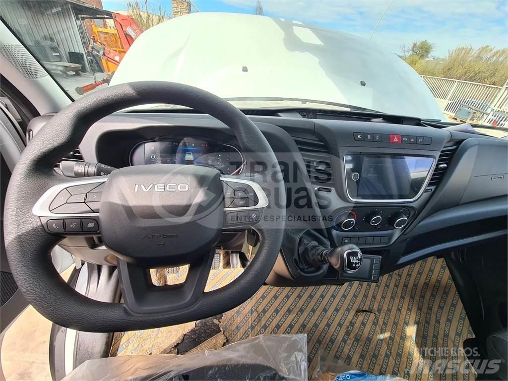 Cela DT Truck 28 FE 卡車裝載高空作業車