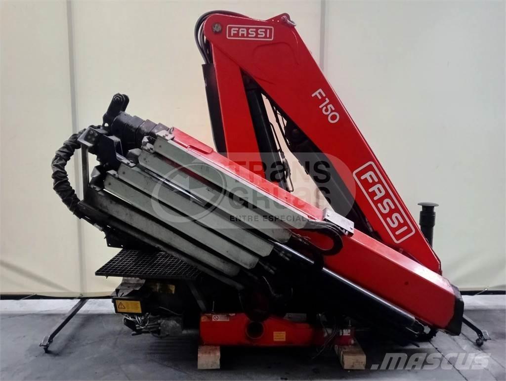 Fassi F150A.25 裝載起重機