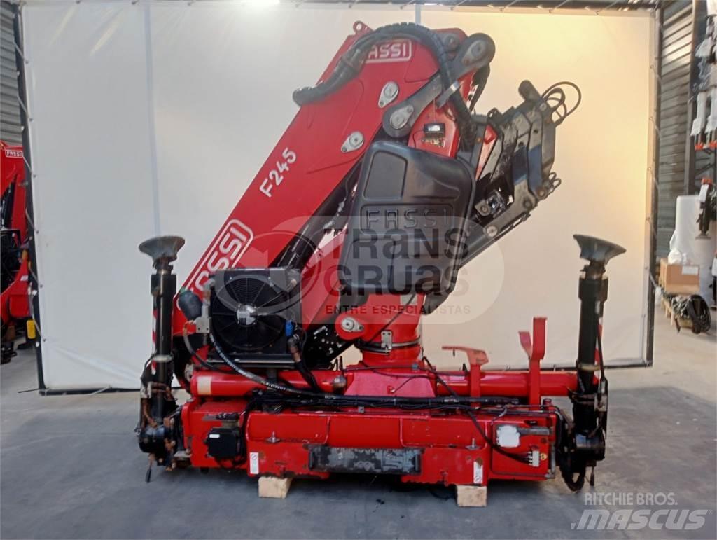 Fassi F245A.2.25 裝載起重機