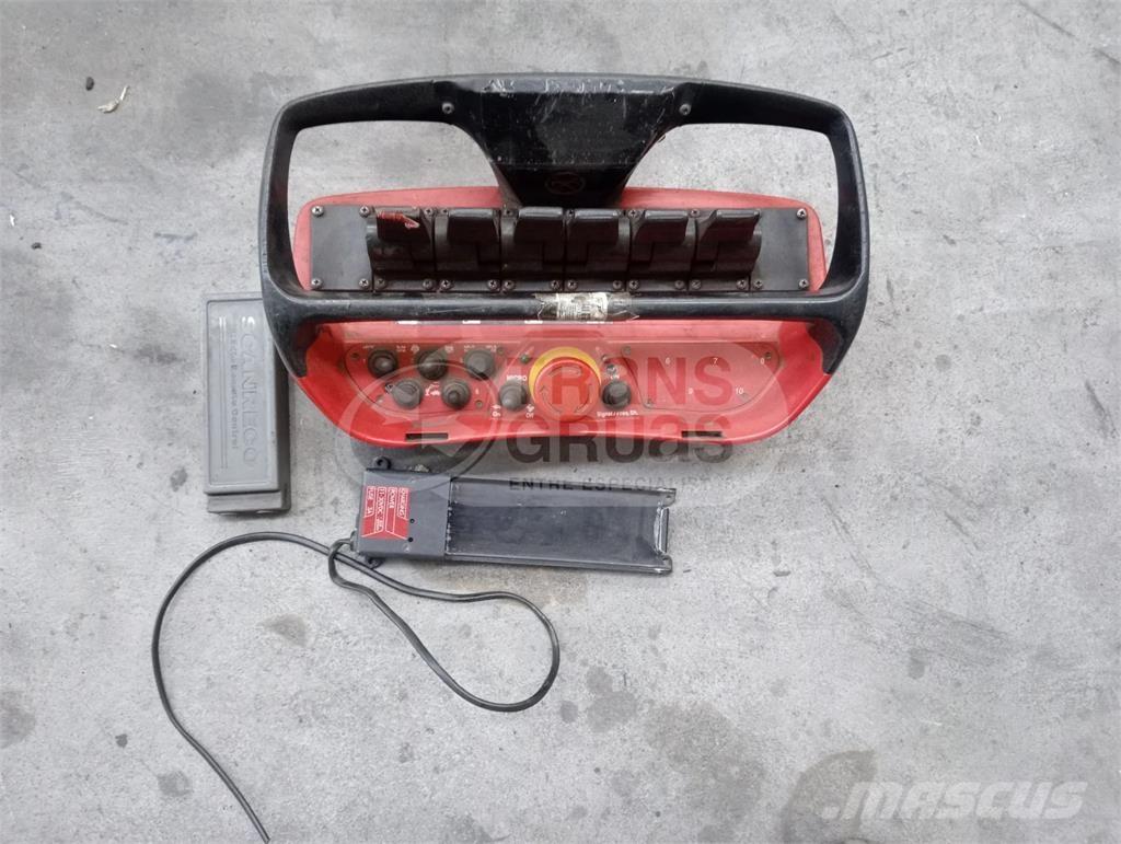 Palfinger PK 23002 裝載起重機