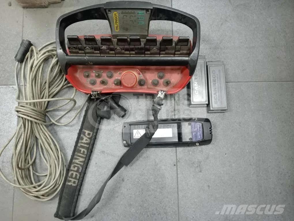 Palfinger PK 27000 裝載起重機