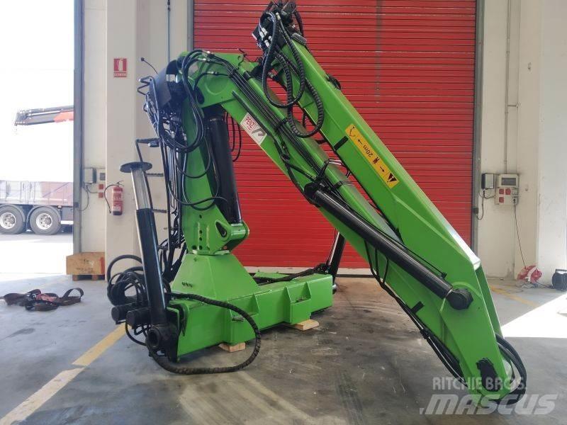 Penz 16000 HL 起重機和裝載機