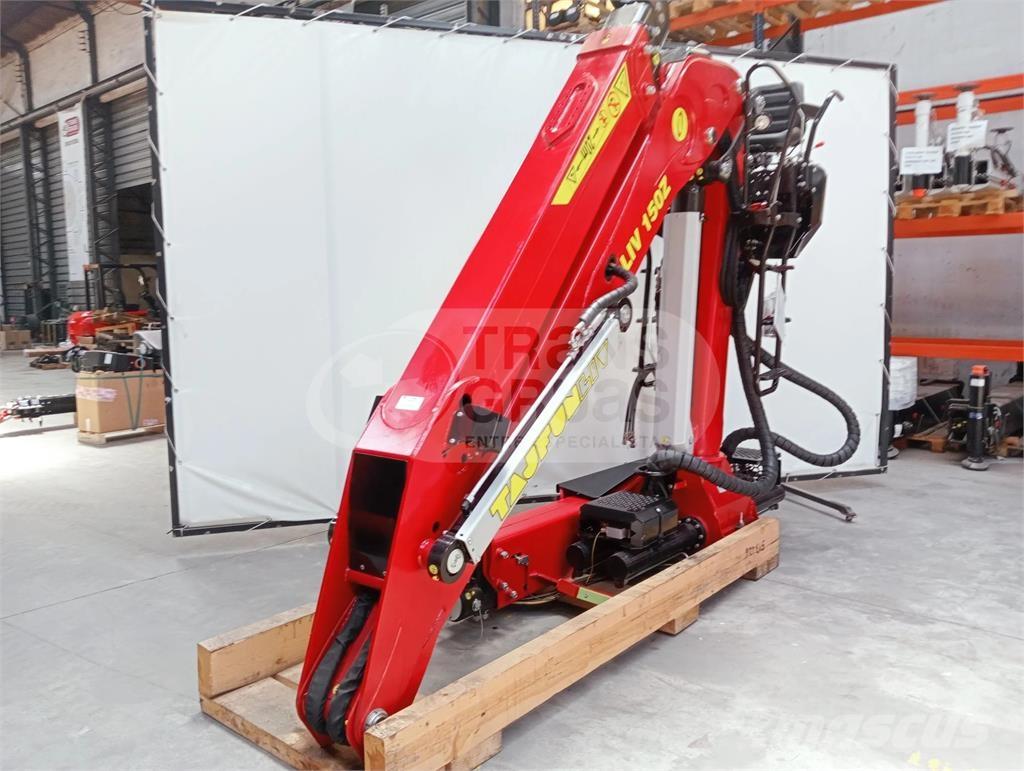 Tajfun Liv L150Z.96 起重機和裝載機