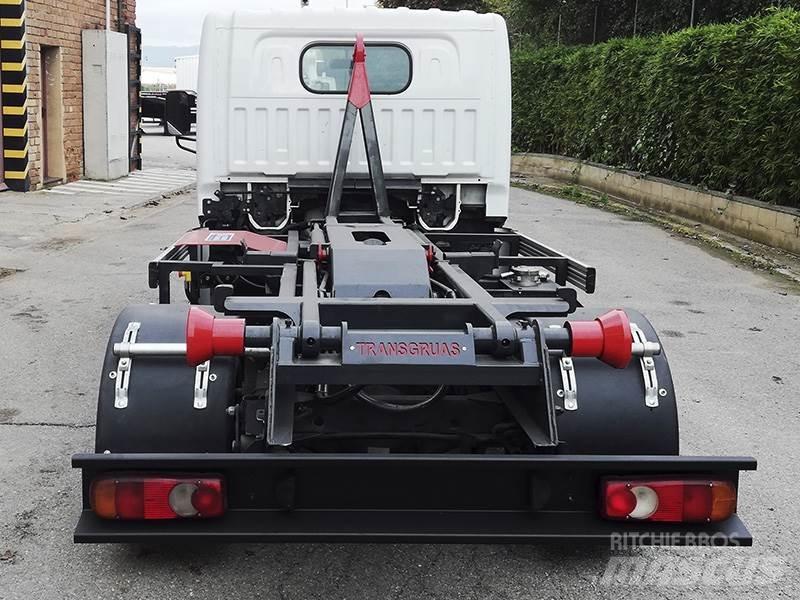  Transgruas 3 勾斗車