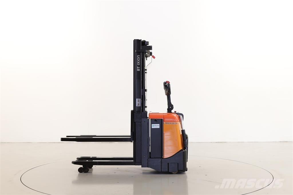 BT SPE125L 行走控制式堆積機