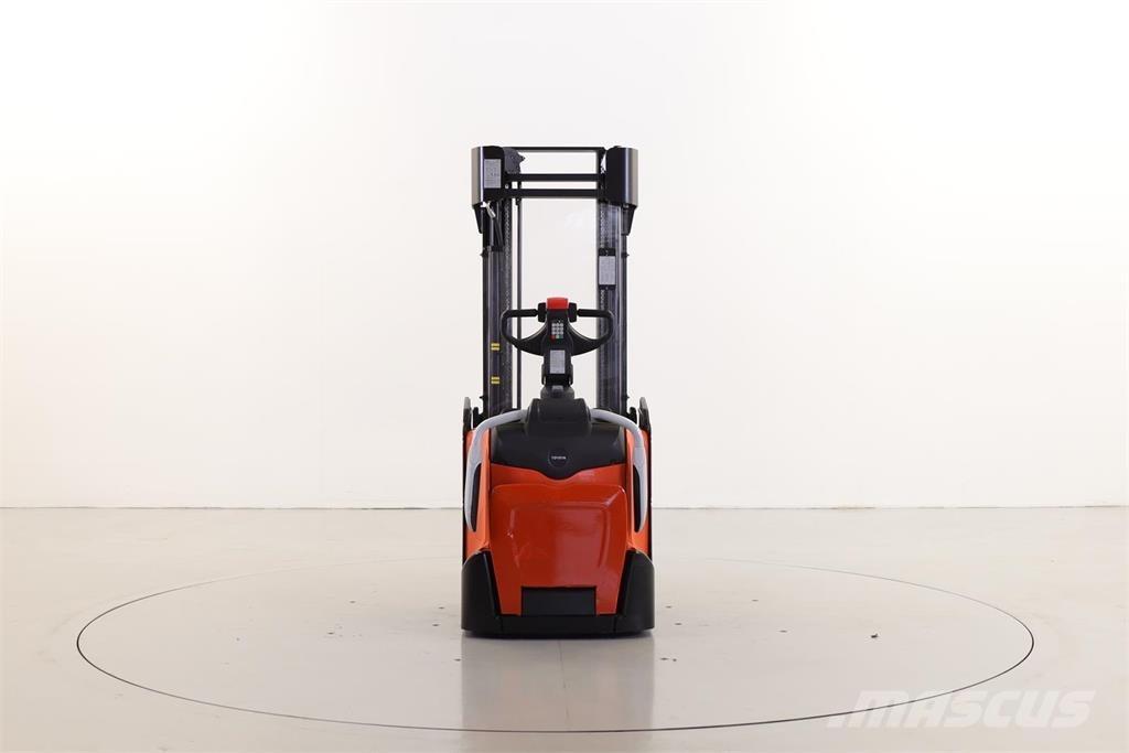BT SPE140 L 行走控制式堆積機