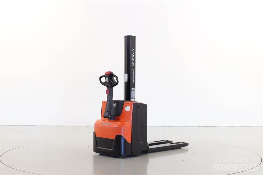 BT SWE-080-L 行走控制式堆積機