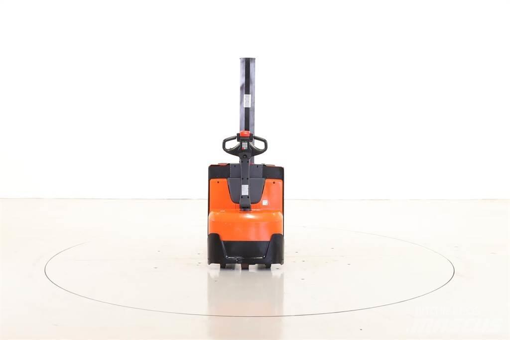 BT SWE-080-L 行走控制式堆積機