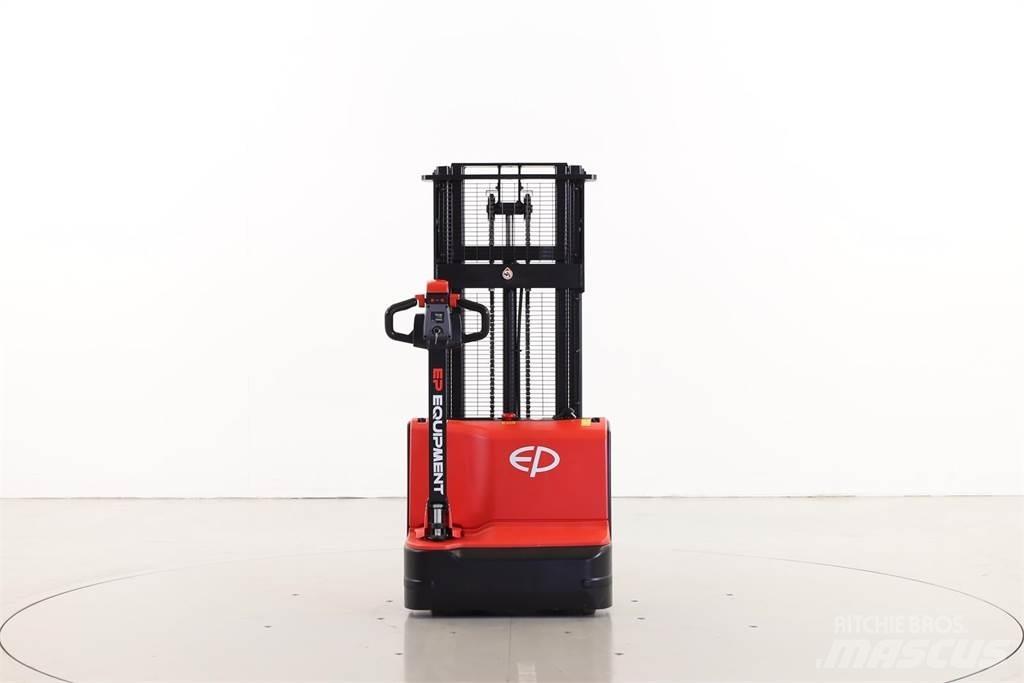 EP DS3 行走控制式堆積機