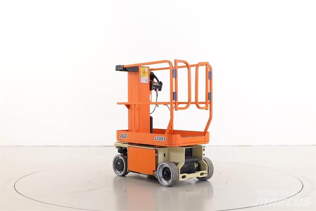 JLG 1230ES 垂直升降工作台