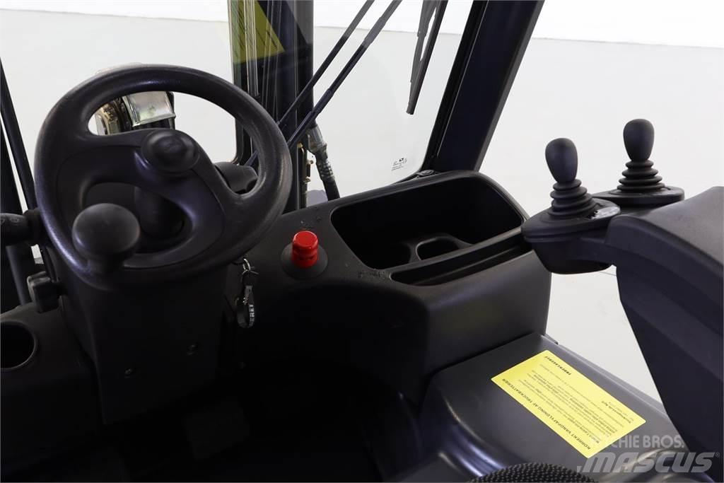 Linde E16L-01 電動堆高機