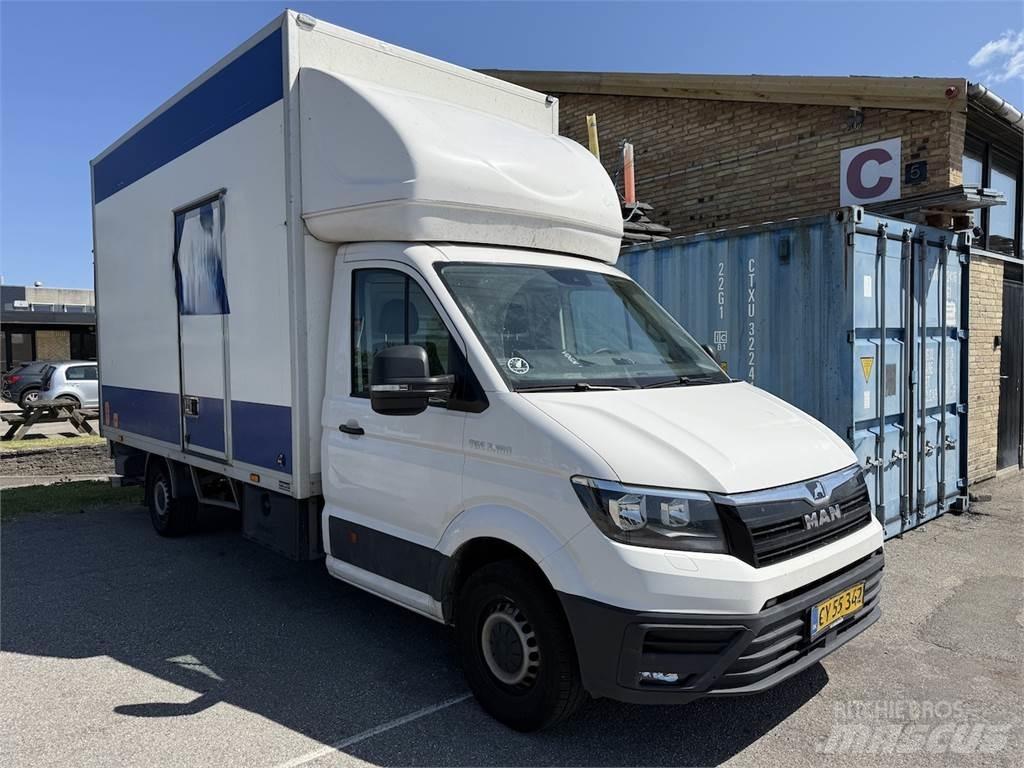 MAN TGE 3.180 貨箱式卡車