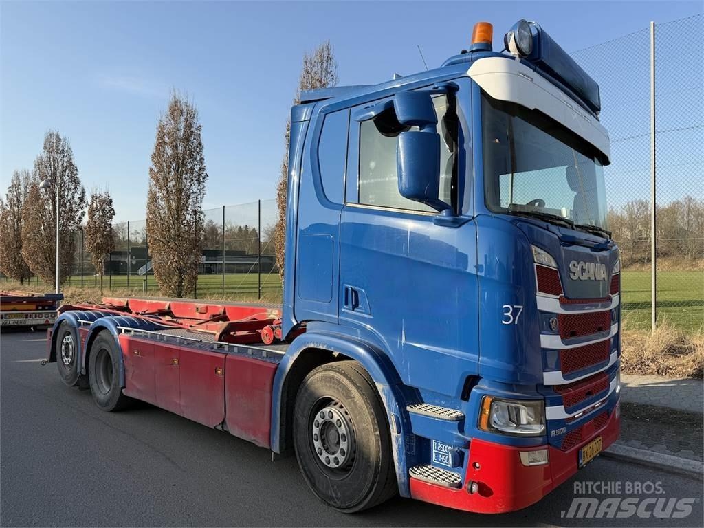 Scania R500 起重可拆卸式卡車