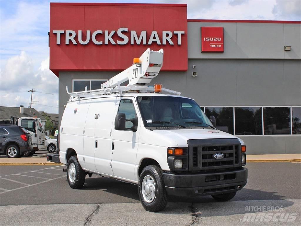 Ford E350 都市/通用型車輛