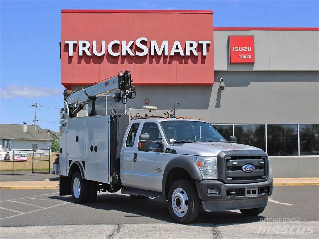 Ford F-550 都市/通用型車輛