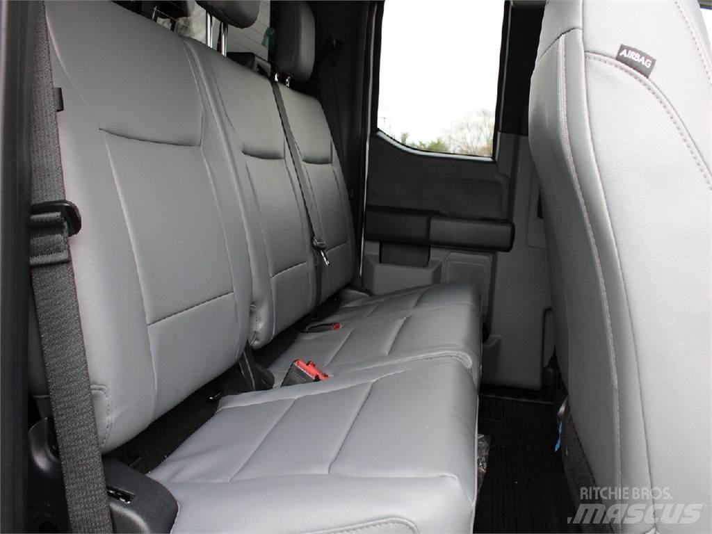 Ford F550 傾卸式卡車