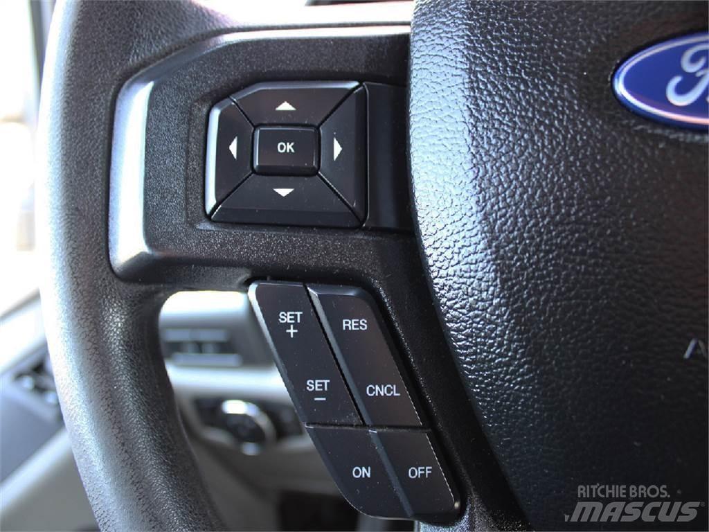Ford F550 吊鉤式起重車