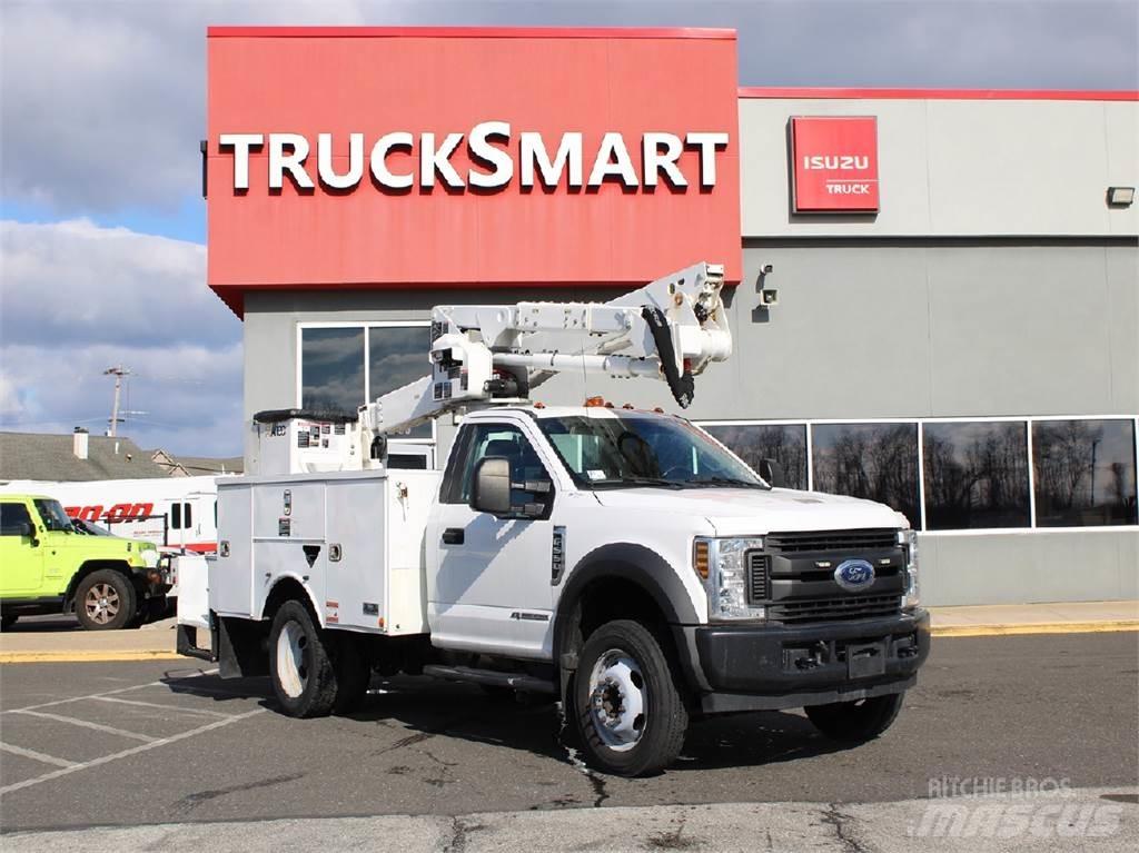 Ford F550 都市/通用型車輛