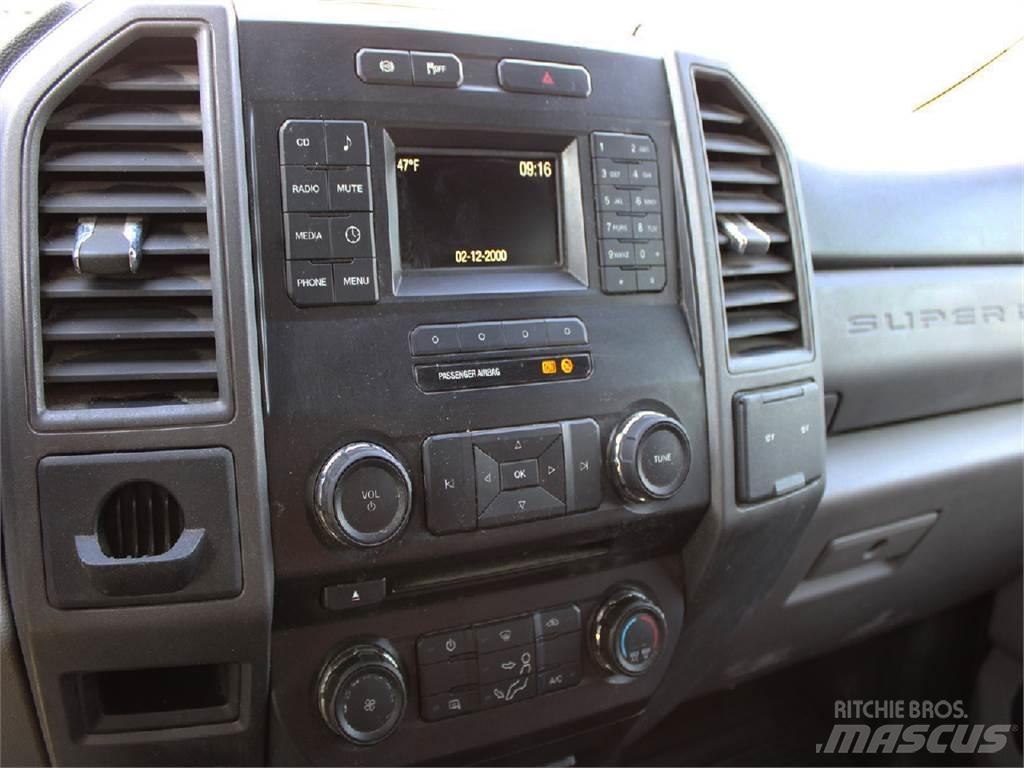 Ford F550 都市/通用型車輛