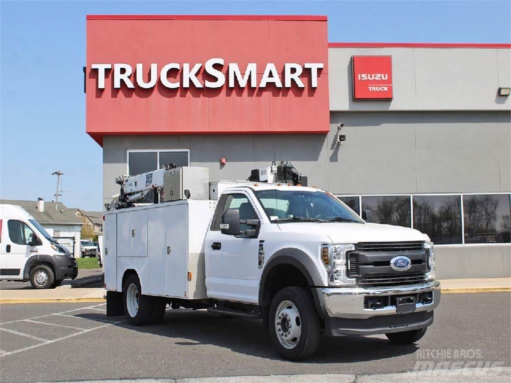 Ford F550 都市/通用型車輛