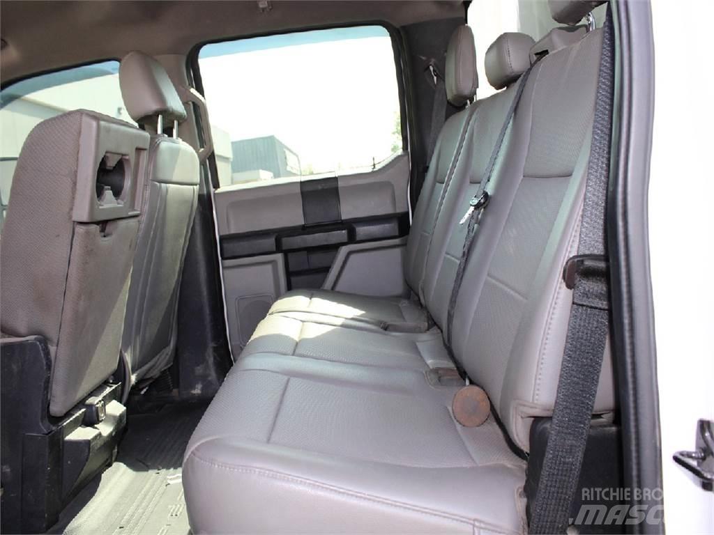 Ford F550 傾卸式卡車