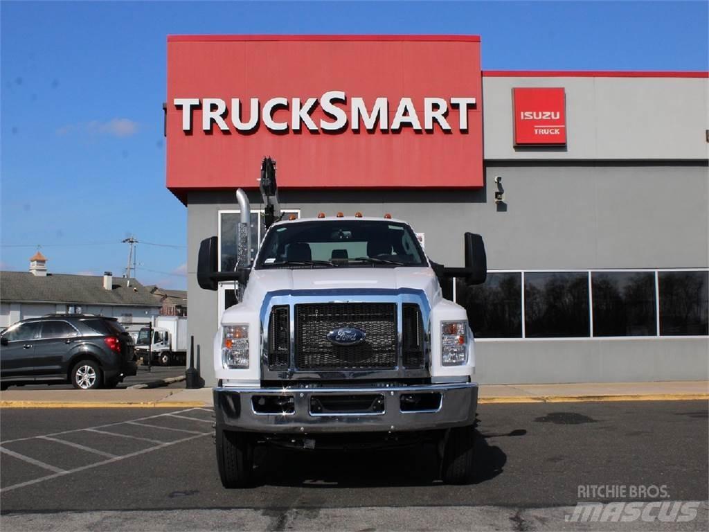 Ford F750 都市/通用型車輛