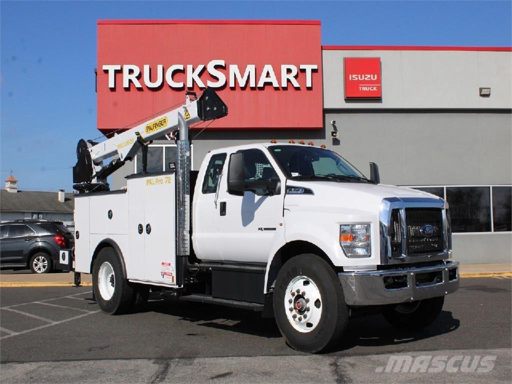 Ford F750 救援車