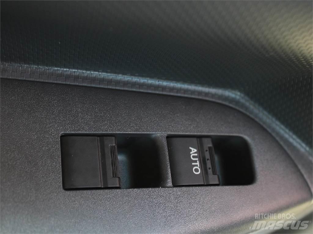 Isuzu FTR 貨櫃框架卡車