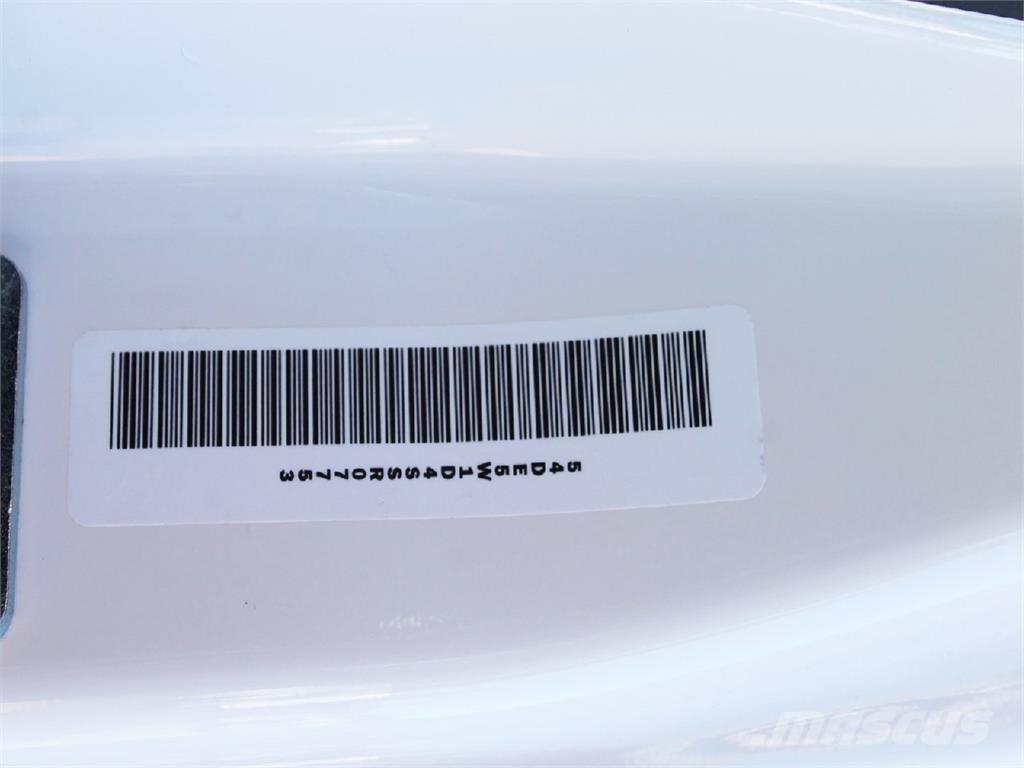Isuzu NRR 貨箱式卡車