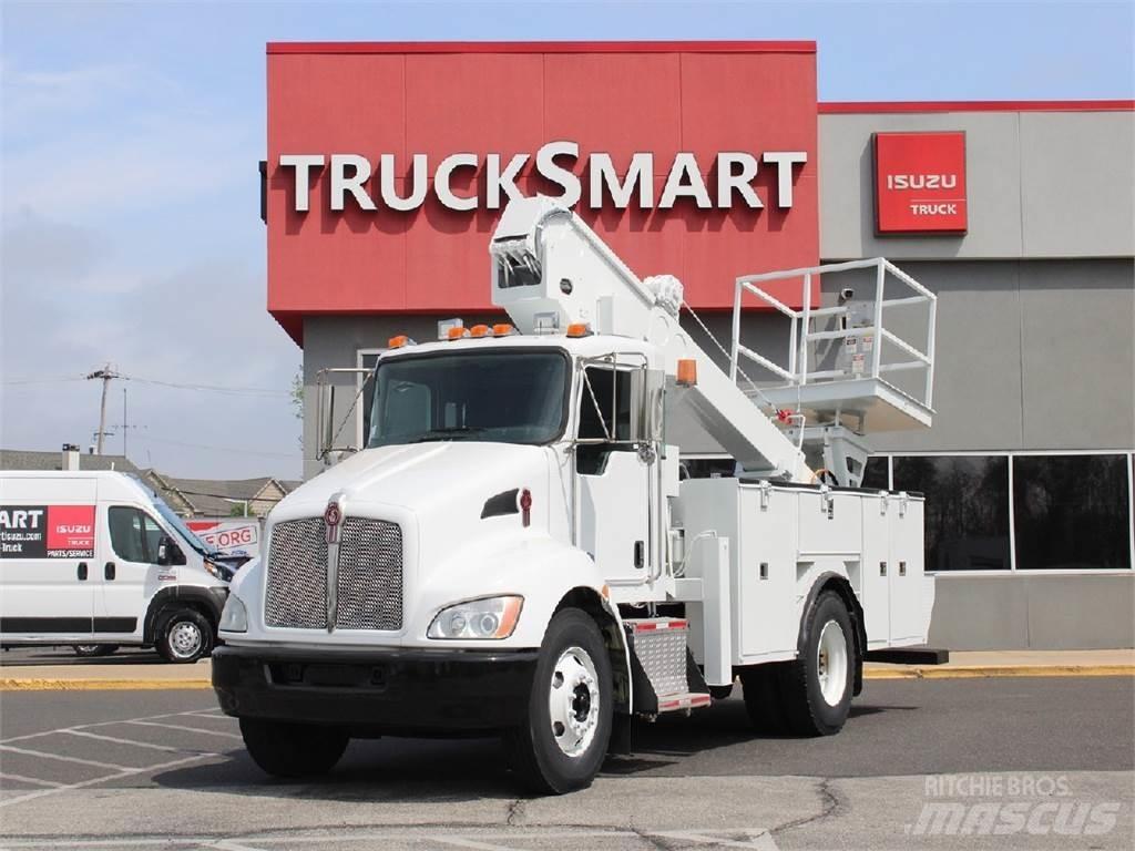 Kenworth T370 卡車裝載高空作業車