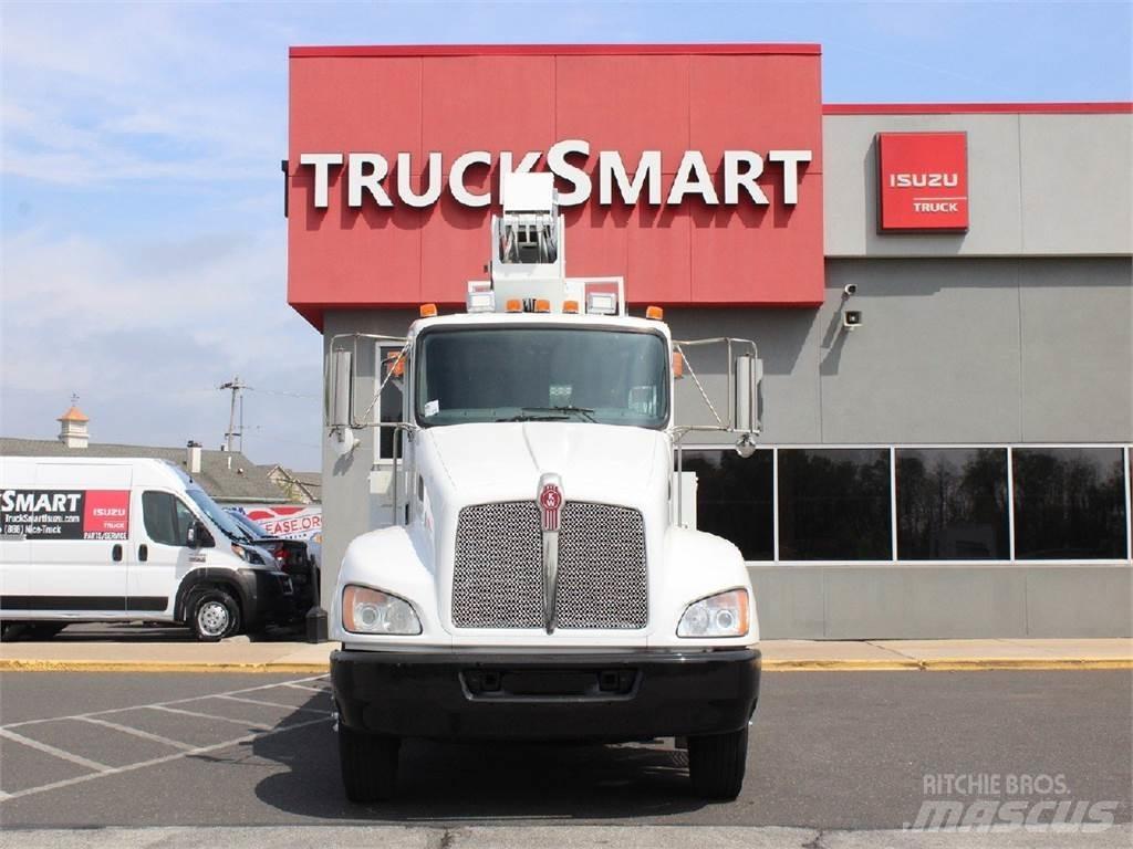 Kenworth T370 卡車裝載高空作業車