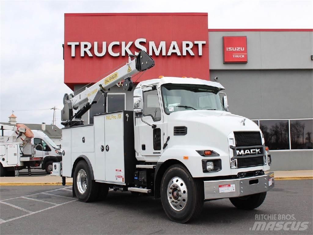 Mack MD6 都市/通用型車輛