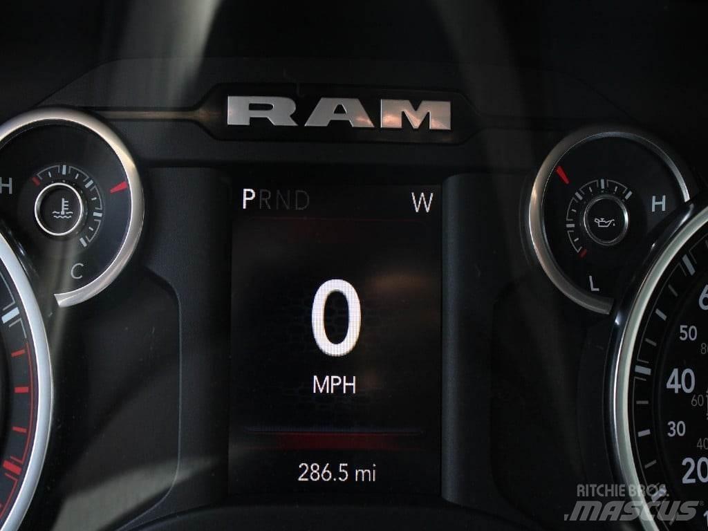 RAM 3500 傾卸式卡車