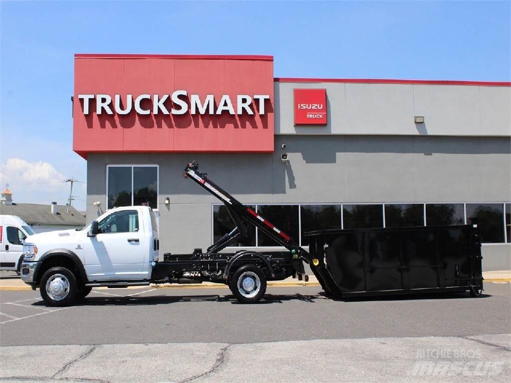 RAM 5500 起重可拆卸式卡車