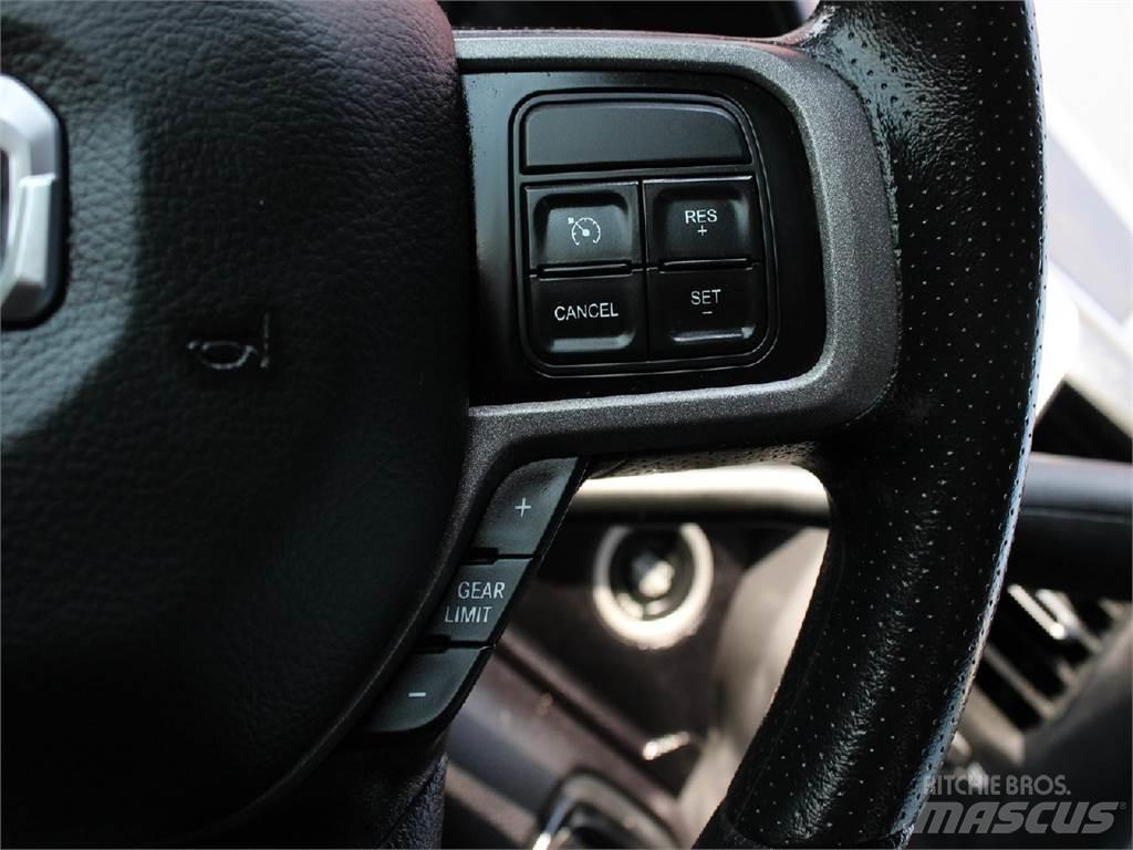 RAM 5500 都市/通用型車輛