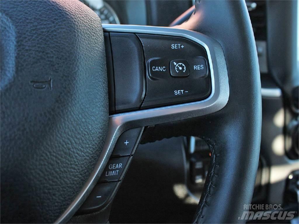 RAM 5500 貨櫃框架卡車