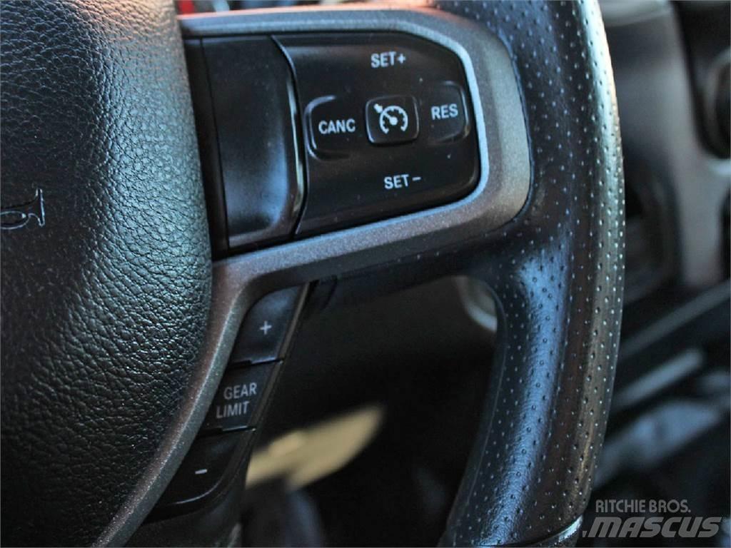 RAM 5500 傾卸式卡車