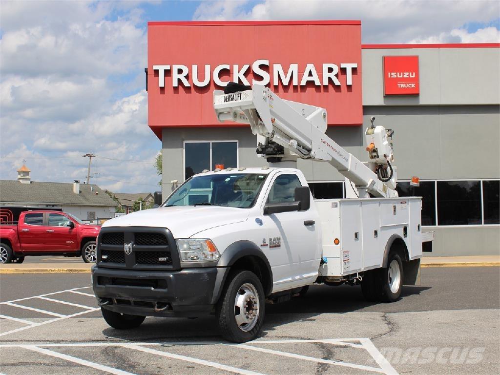 RAM 5500 卡車裝載高空作業車