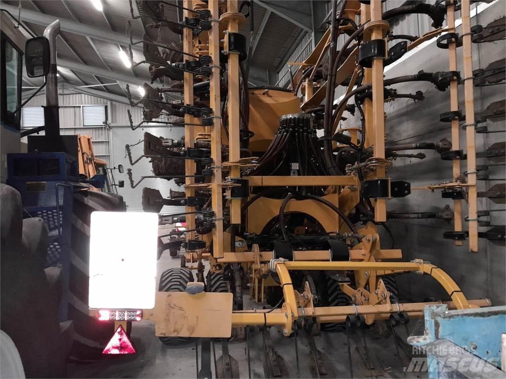 Claydon 8M TRAILED 其他農業機械