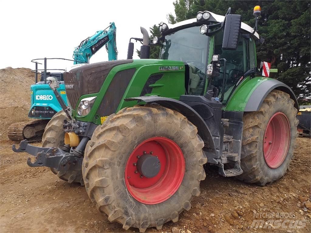 Fendt 828 VARIO 曳引機