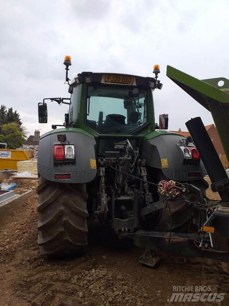 Fendt 828 VARIO 曳引機