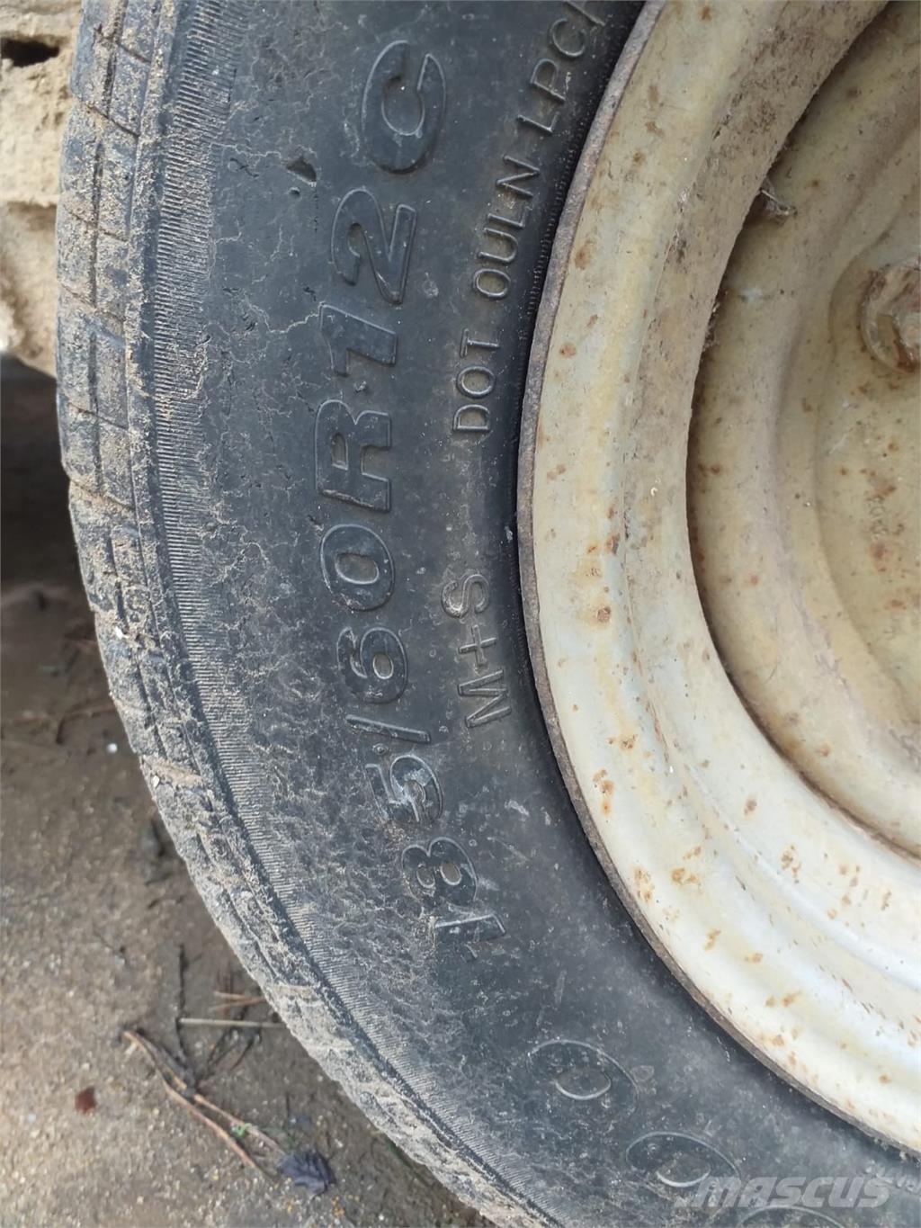 Ifor Williams 12FT 其他拖車