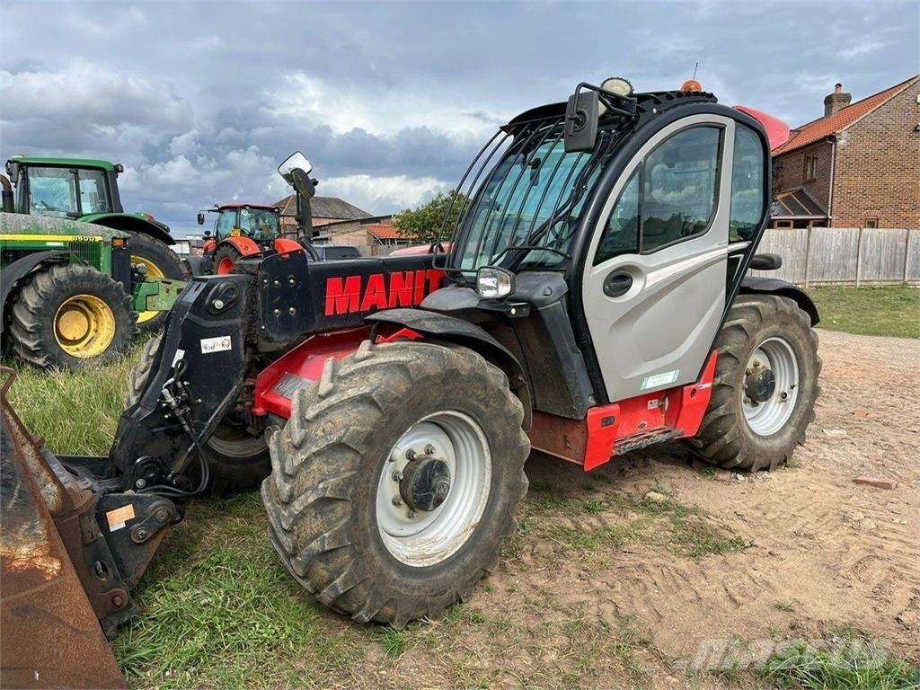 Manitou 741 V+ 農業用伸縮臂裝載機