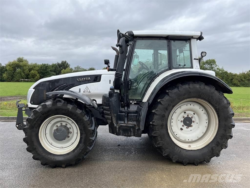 Valtra T203D 曳引機