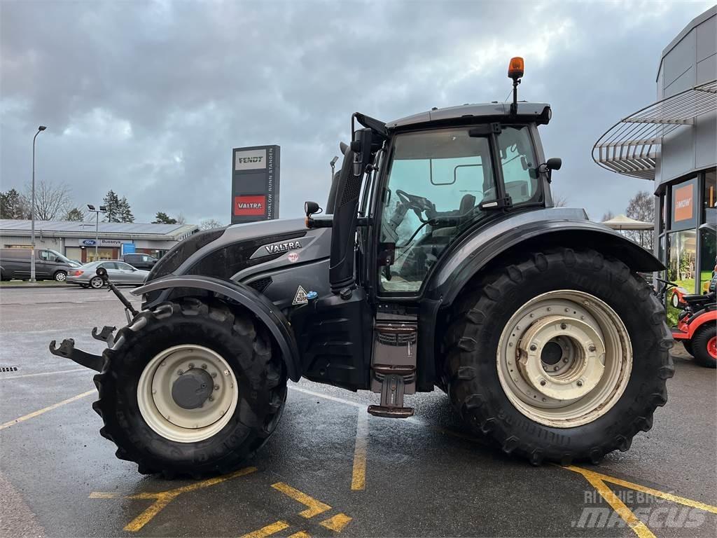 Valtra T254V 曳引機