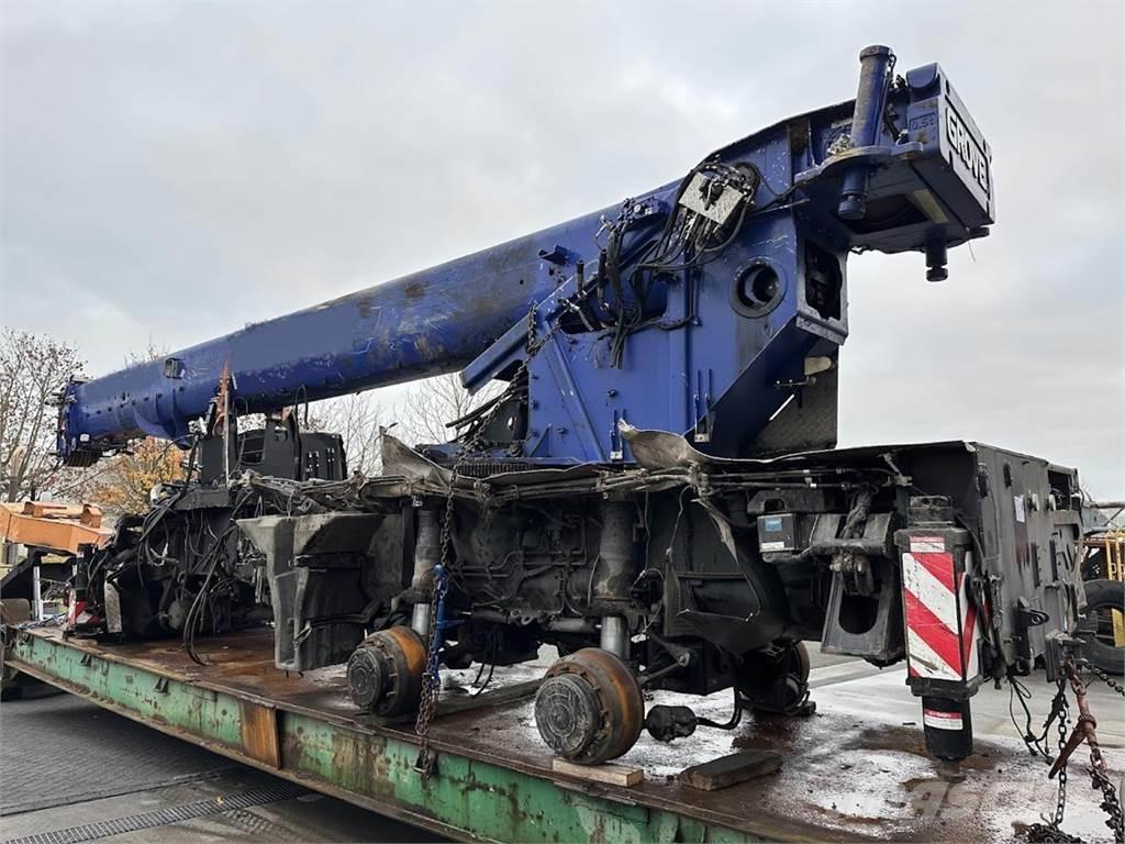 Grove GMK 4090 全路面起重機/吊車
